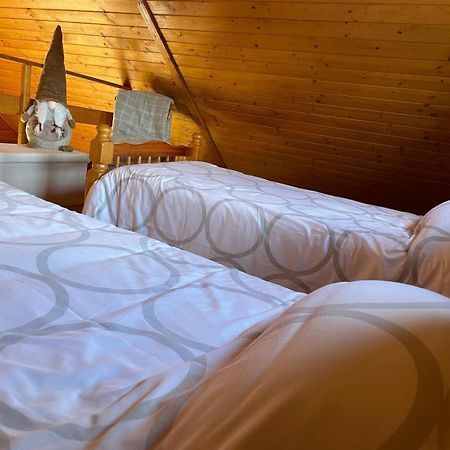 Chalet Ardennais Fromelennes Exterior foto